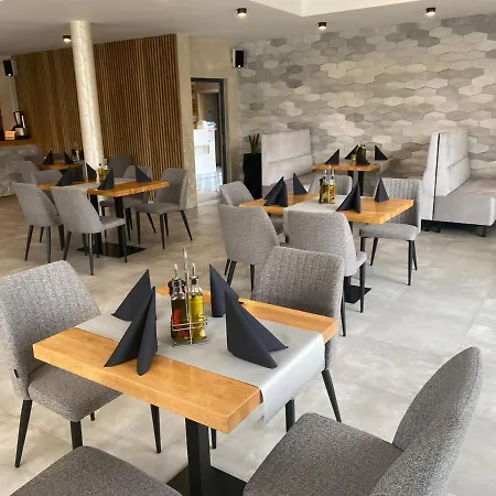 Na Fali Restaurant&apartaments 4*