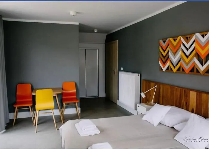 Na Fali Restaurant&apartaments Поберово