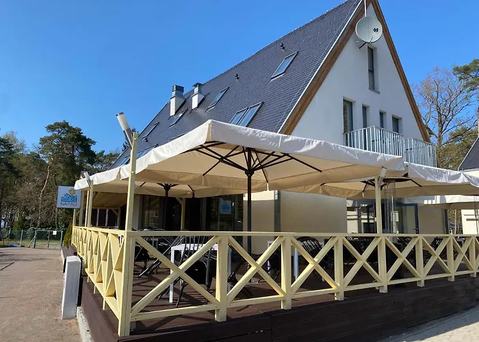 Na Fali Restaurant&apartaments Апарт-отель Поберово